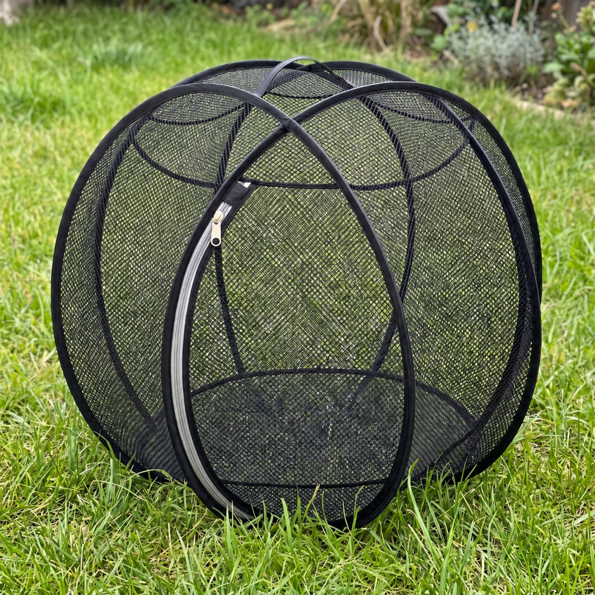 Portable Pop-Up Cat Playpen with Breathable Mesh and Foldable Design