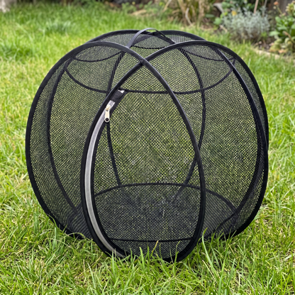 Portable Pop-Up Cat Playpen with Breathable Mesh and Foldable Design